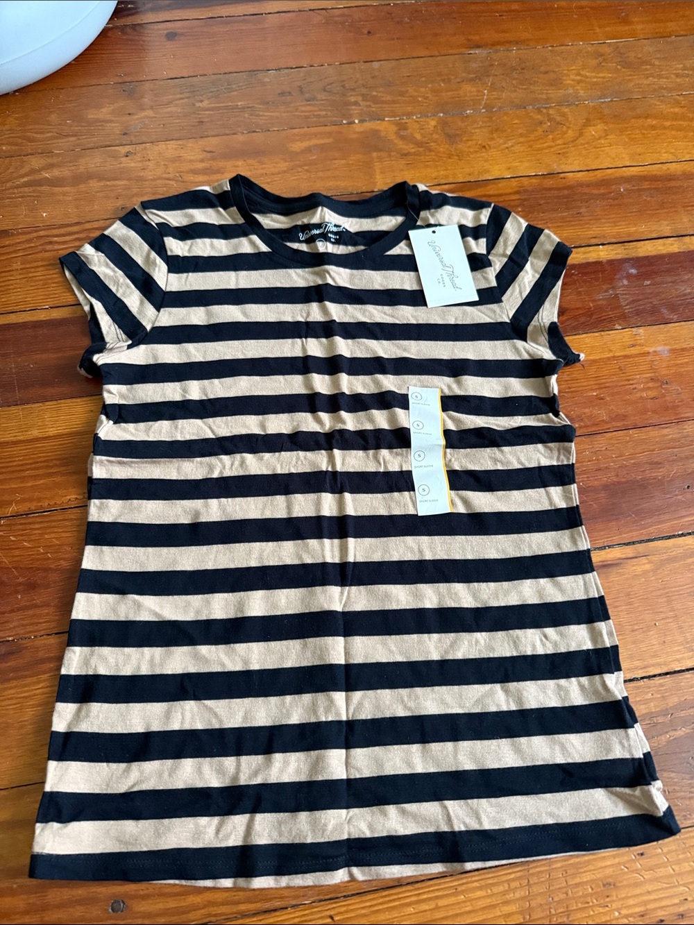 Universal Thread Black and Tan Striped Short Sleeve Tee